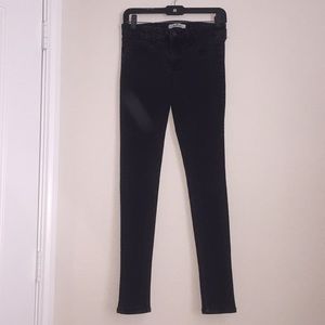 Hollister Super Skinny Jeans!